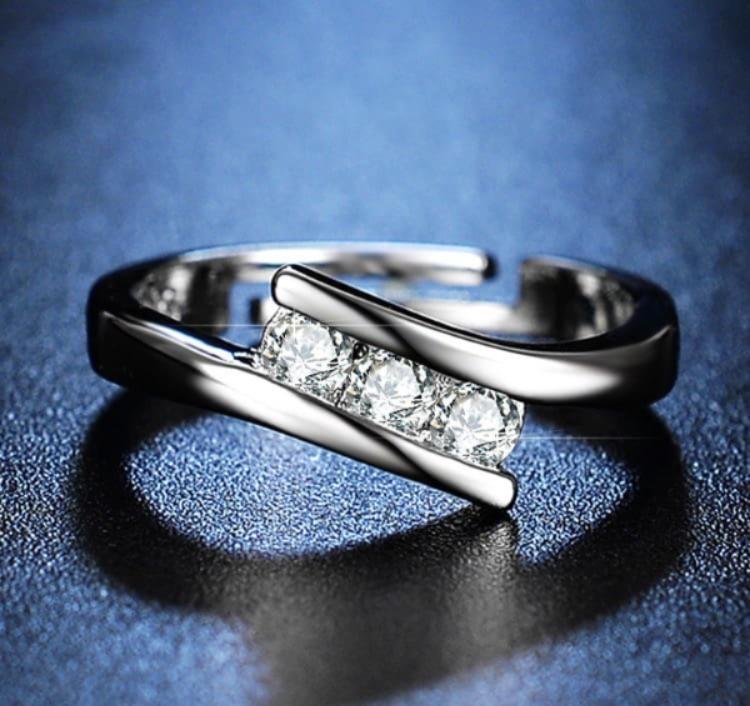 Silver Plated Zircon Ring